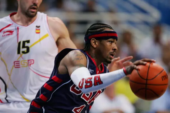Allen Iverson build - Iverson dribbling