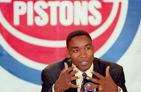 Isiah Thomas build - Thomas announcing his retirement in 1994