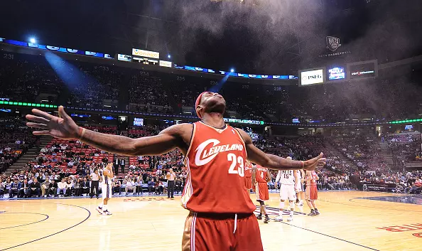 LeBron James build - James chalking his hands pre-game for the Cavaliers